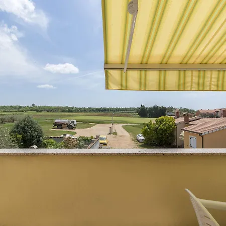 Apartment Gorgeous In Porec With Swimming Pool *